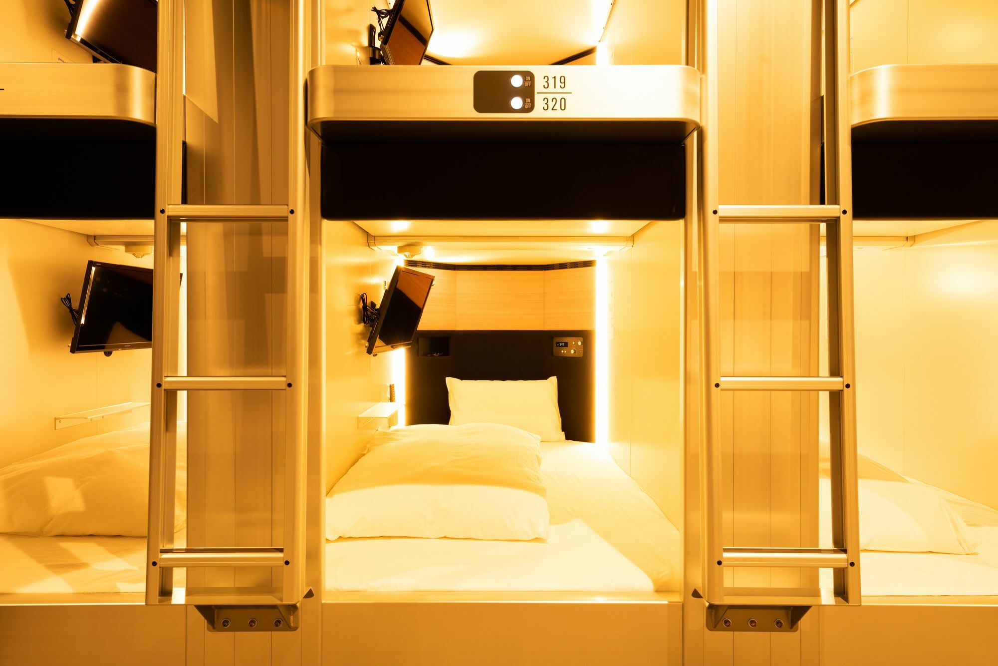 Global Cabin Yokohama Chukagai Zewnętrze zdjęcie
